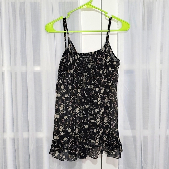 Sheer floral adjustable spaghetti strap baby doll top. - Picture 1 of 7